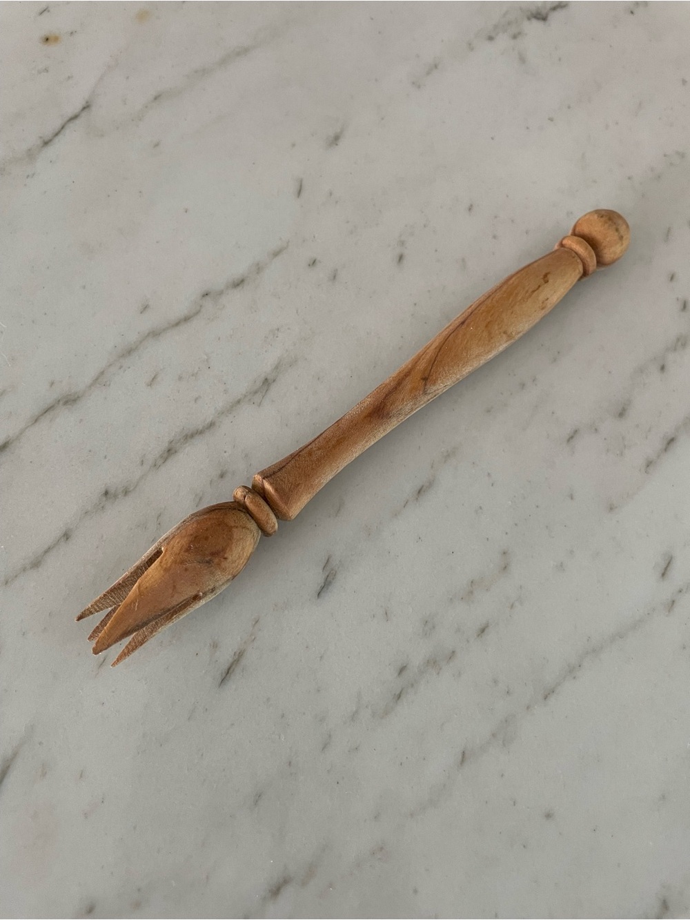 Hand-Carved Olive Wood Serving Fork – Artisanal charcuterie, olives Cocktails